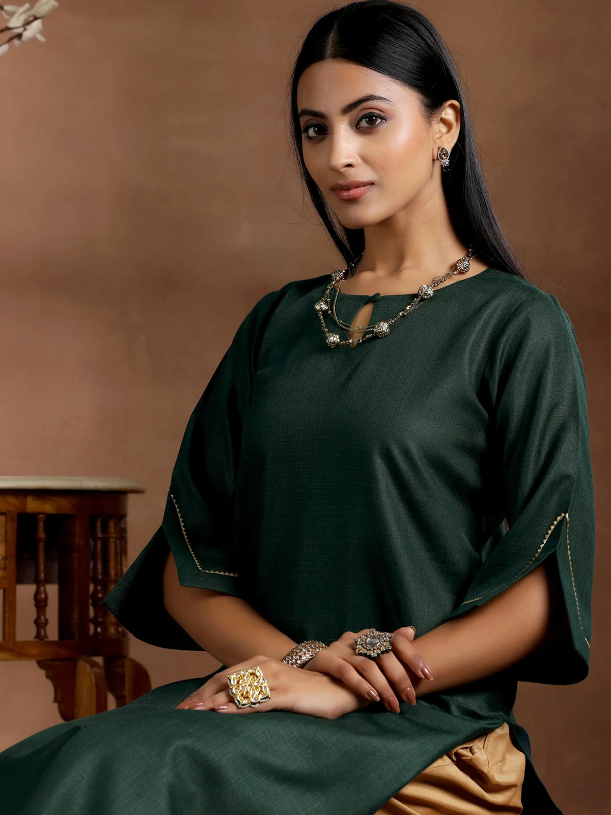 Libas Green Solid Cotton Blend Straight Kurta