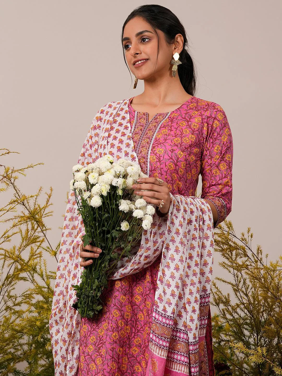 Libas Pink Printed Cotton Straight Suit With Dupatta