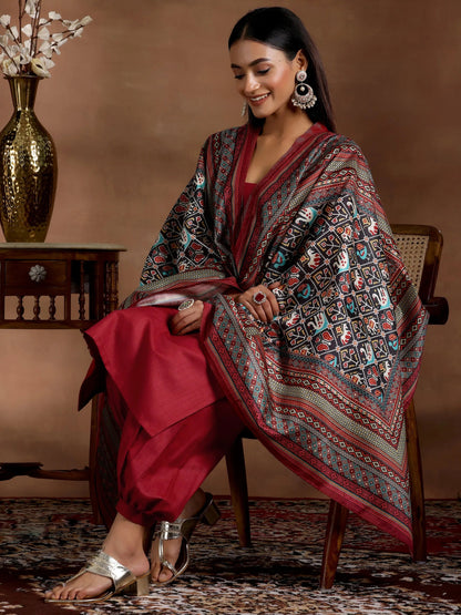 Gerua Maroon Solid Cotton Blend Straight Suit With Dupatta