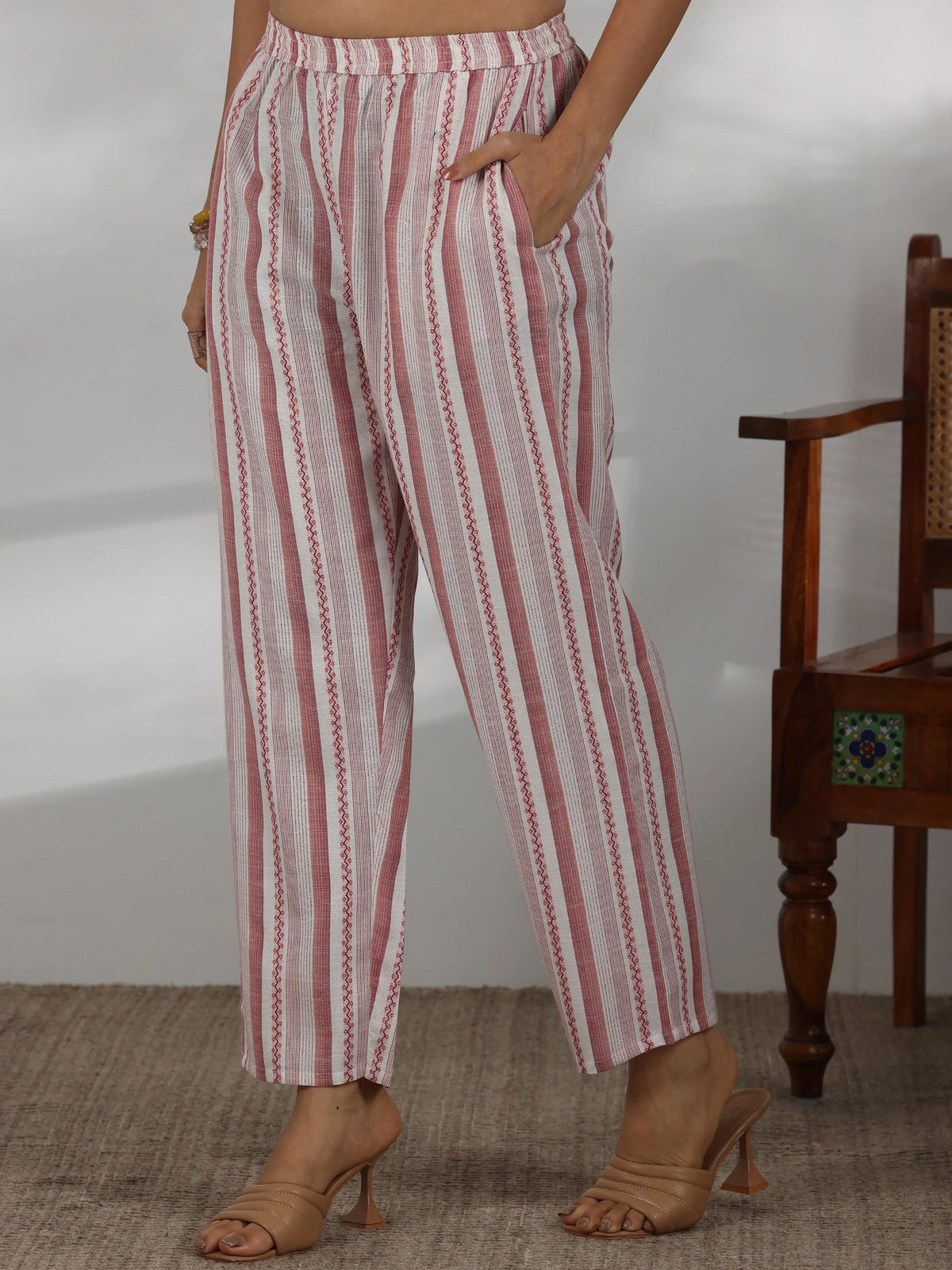 Gerua Off White Printed Cotton Blend Straight Suit With Dupatta