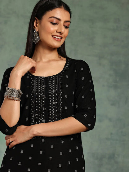 Libas Black Embroidered Cotton Straight Kurta