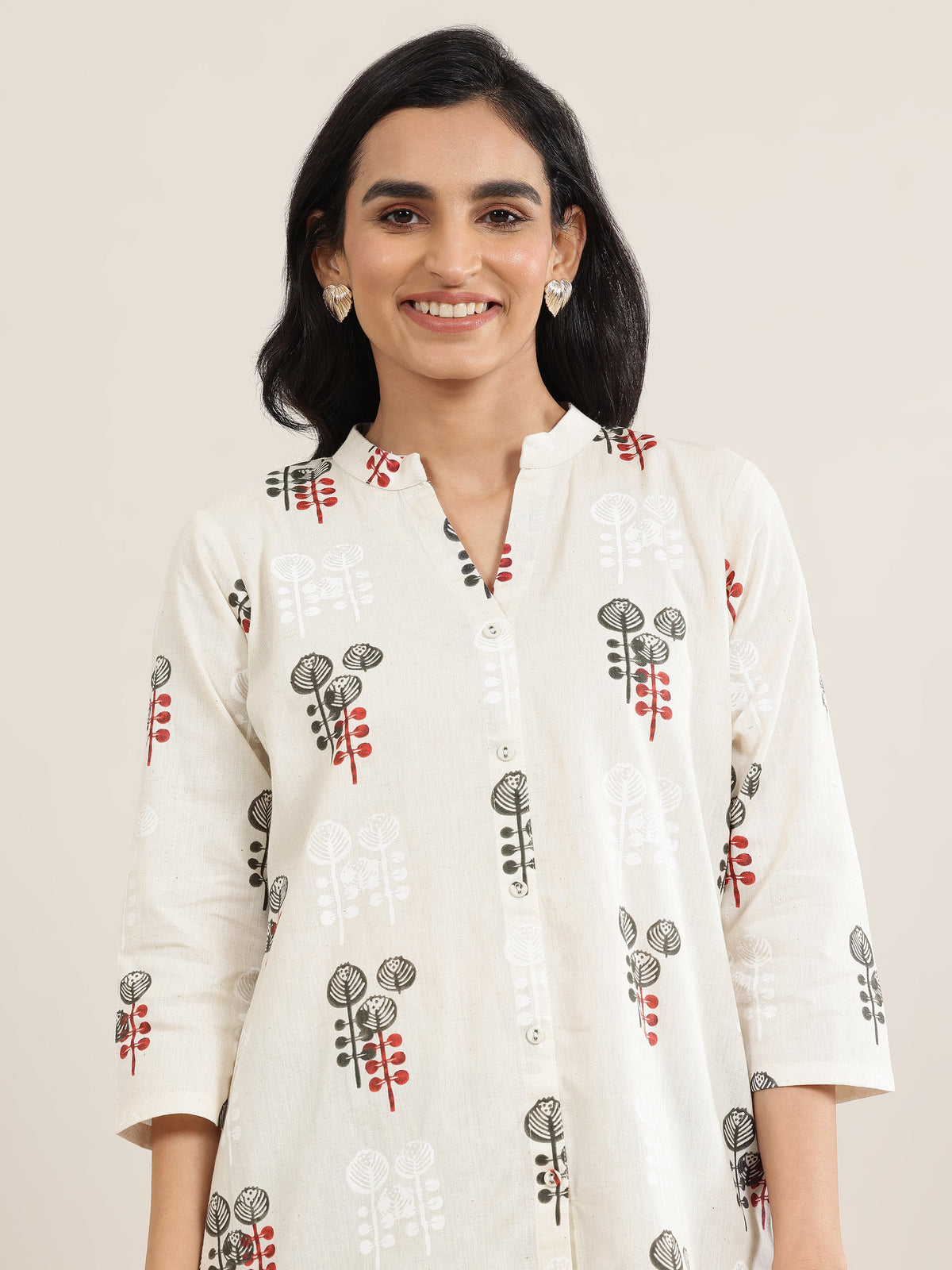Libas Off White Printed Cotton Straight Short Kurti