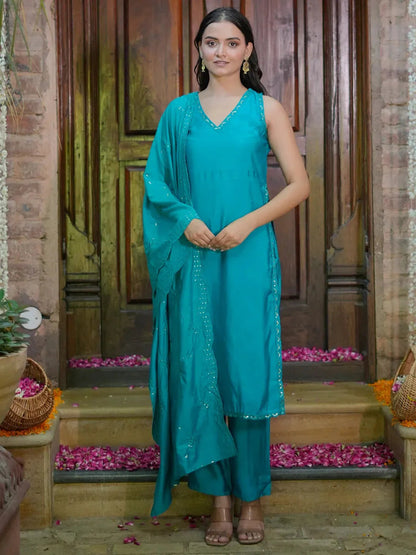 Gerua Green Solid Silk Blend Straight Suit With Dupatta