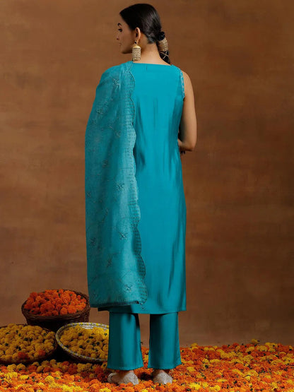 Gerua Green Solid Silk Blend Straight Suit With Dupatta
