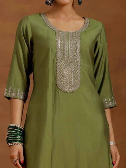 Gerua Green Yoke Design Silk Blend Straight Suit With Dupatta