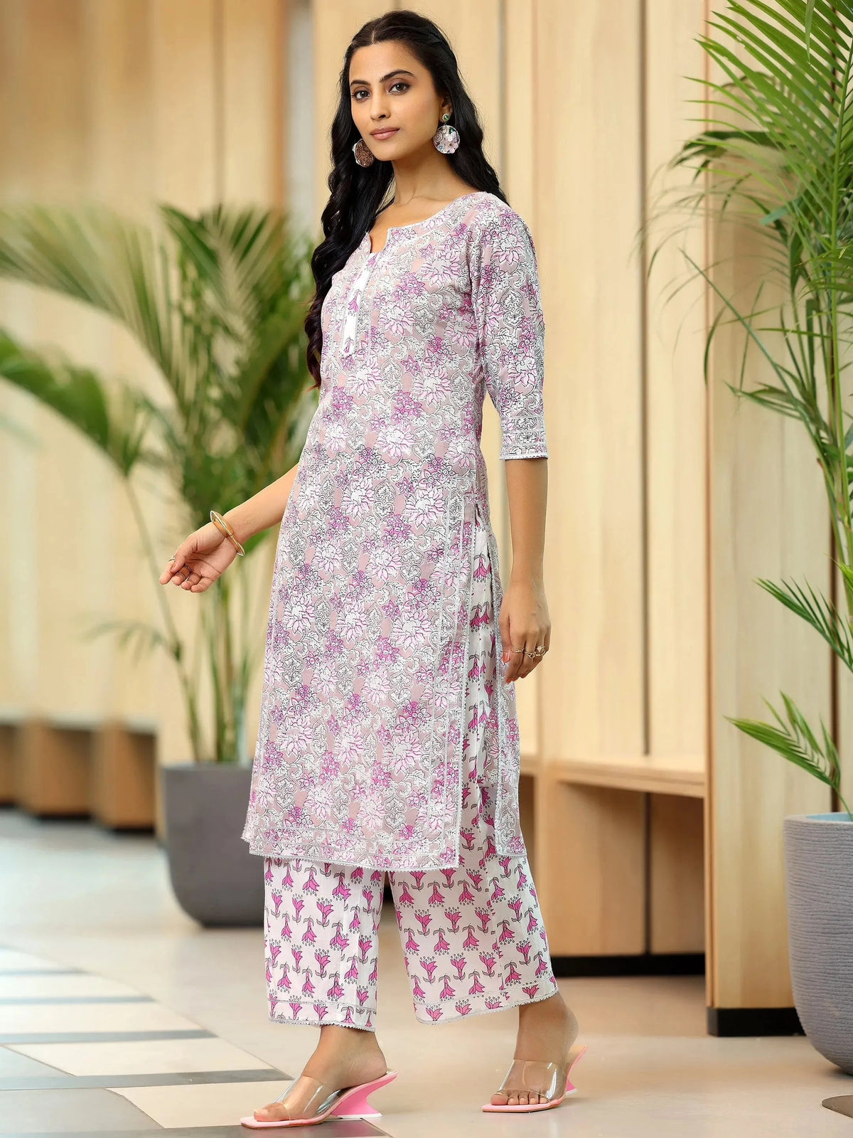 Libas Pink Printed Cotton Straight Suit With Dupatta