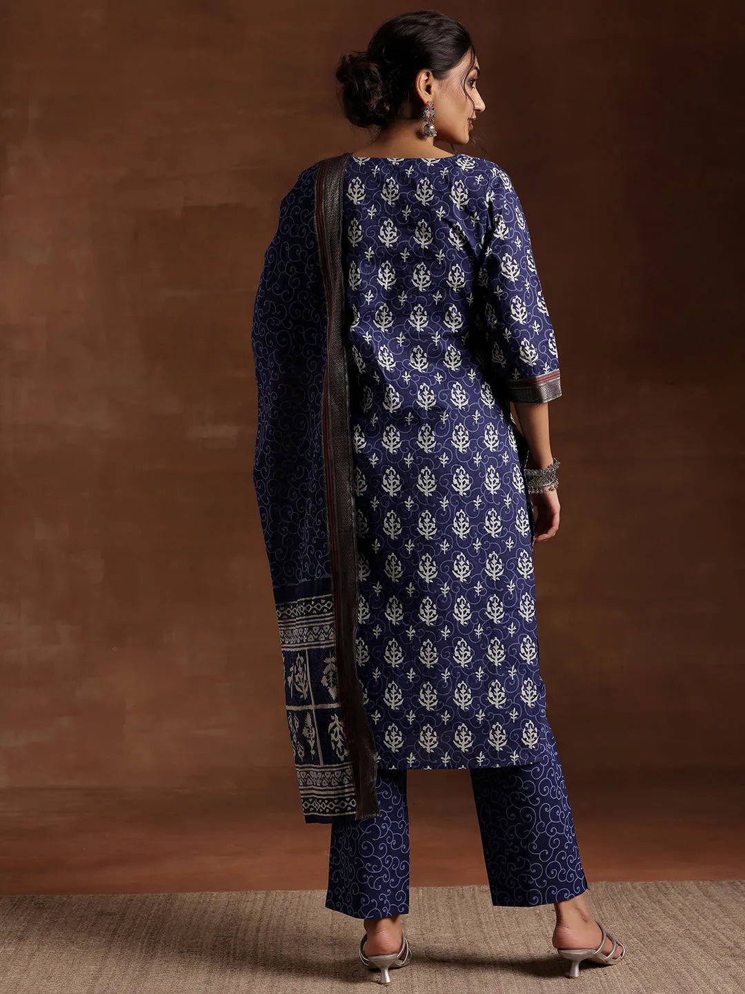 Libas Indigo Printed Cotton Straight Suit With Dupatta