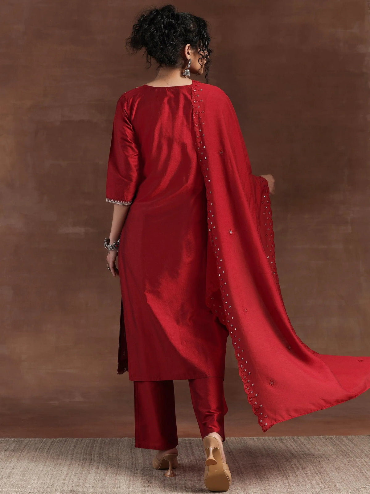 Gerua Red Embroidered Silk Blend Straight Suit With Dupatta