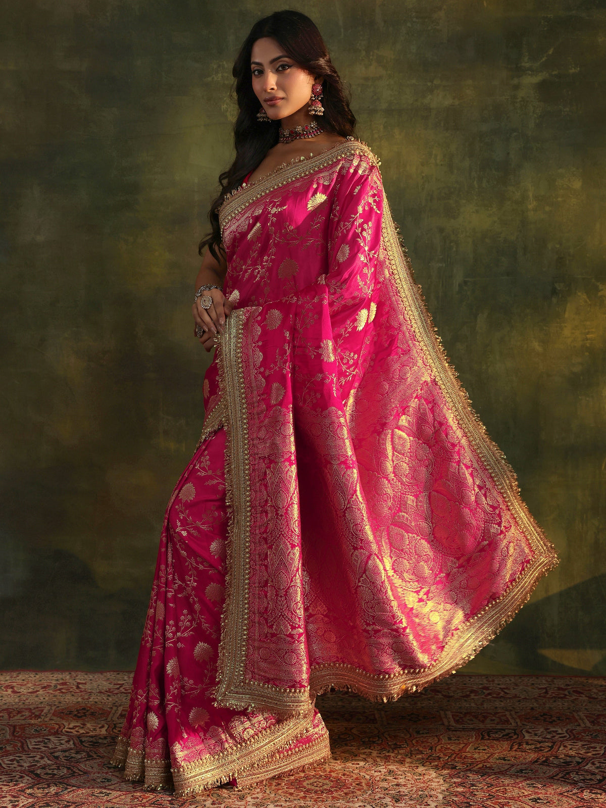 Libas Art Pink Banarasi Silk Saree With Unstitched Blouse Piece