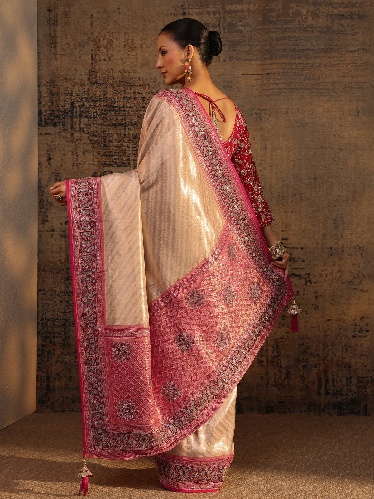 Libas Art Gold Ethnic Motifs Woven Design Silk Blend Saree With Unstitched Blouse Piece