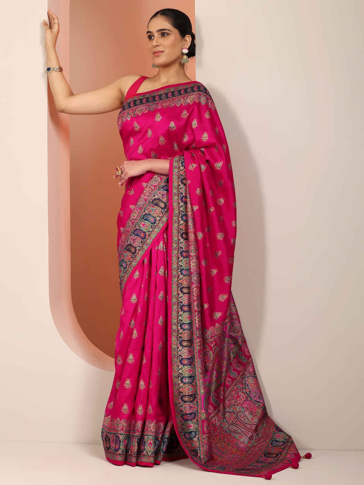 Libas Pink Printed Silk Blend Saree With Unstitched Blouse Piece