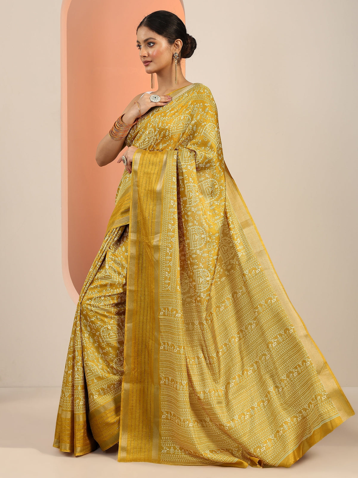 Libas Mustard Printed Silk Blend Saree With Unstitched Blouse Piece