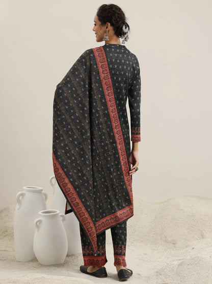 Libas Grey Printed Wool Blend Straight Suit With Dupatta
