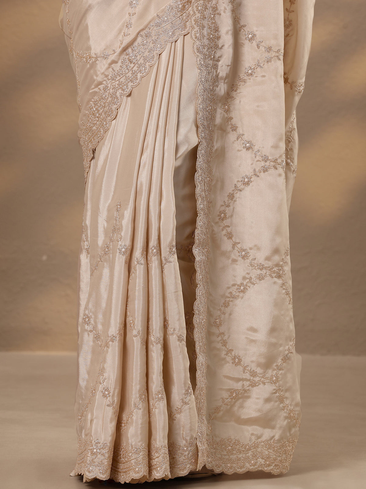 Libas Cream Embroidered Silk Blend Saree With Unstitched Blouse Piece