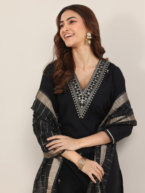 Gerua Black Embroidered Silk Blend Straight Suit With Dupatta