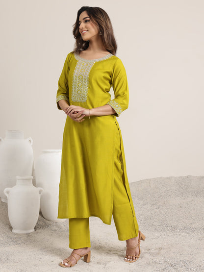 Gerua Green Yoke Design Silk Blend Straight Suit Set With Dupatta