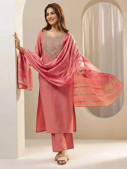 Gerua Peach Embroidered Silk Blend Straight Suit Sets With Dupatta
