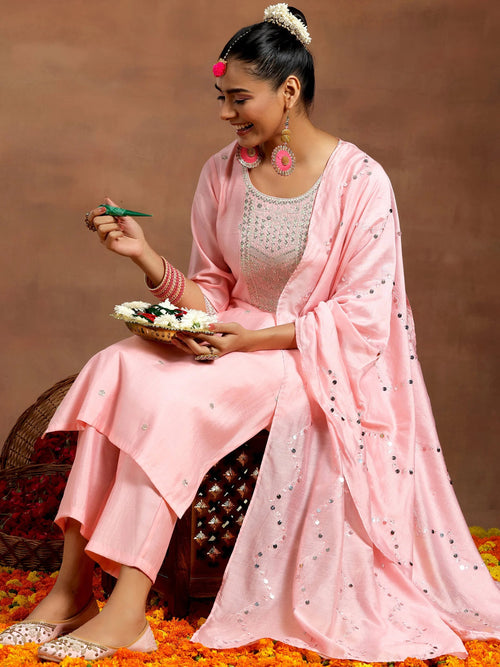 Gerua Peach Yoke Design Silk Blend Straight Suit With Dupatta