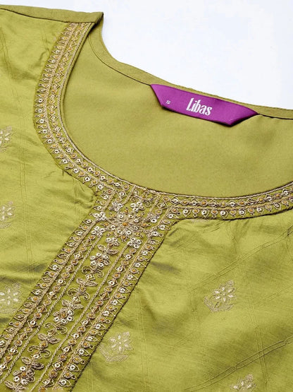 Libas Green Embroidered Silk Blend Straight Kurta With Trousers & Dupatta