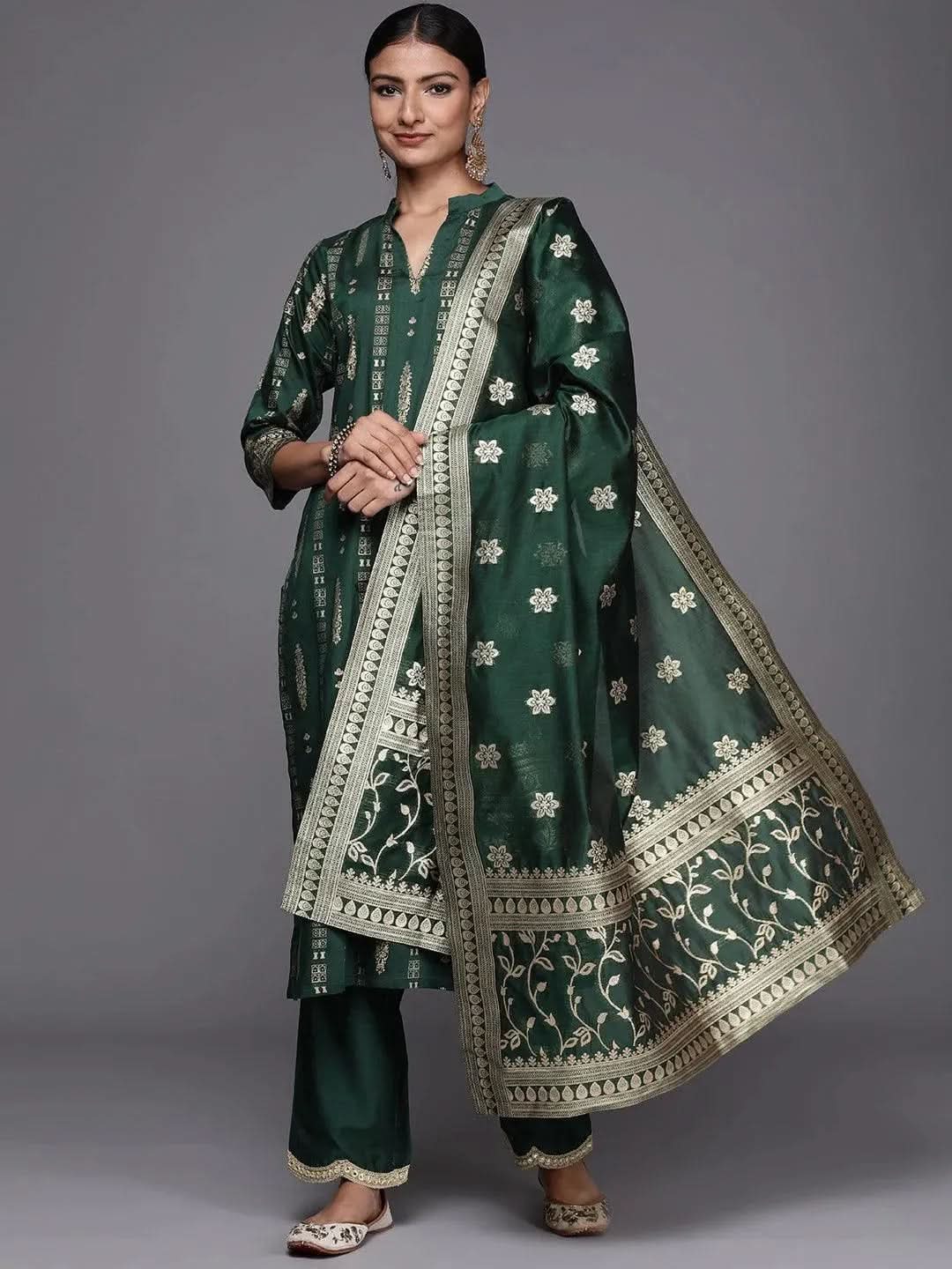 Libas Green Printed Chanderi Silk Straight Kurta With Dupatta
