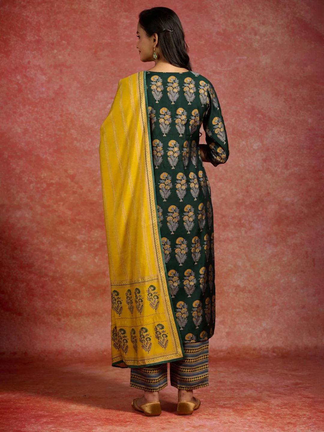 Libas Green Printed Silk Blend Straight Suit With Dupatta